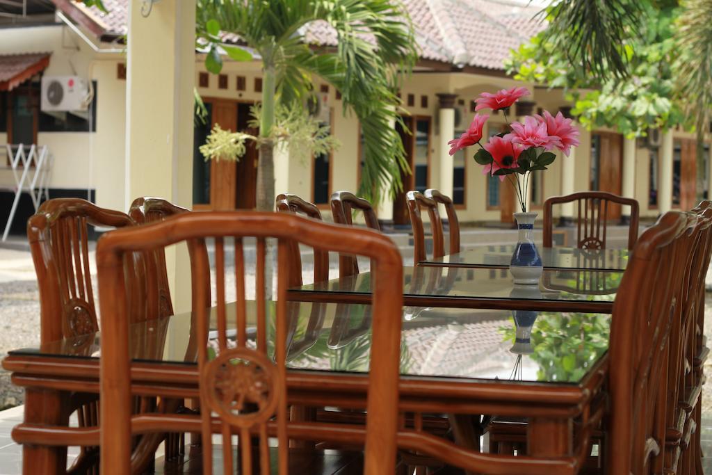 Hotel Milik Kita Syariah Magelang Buitenkant foto